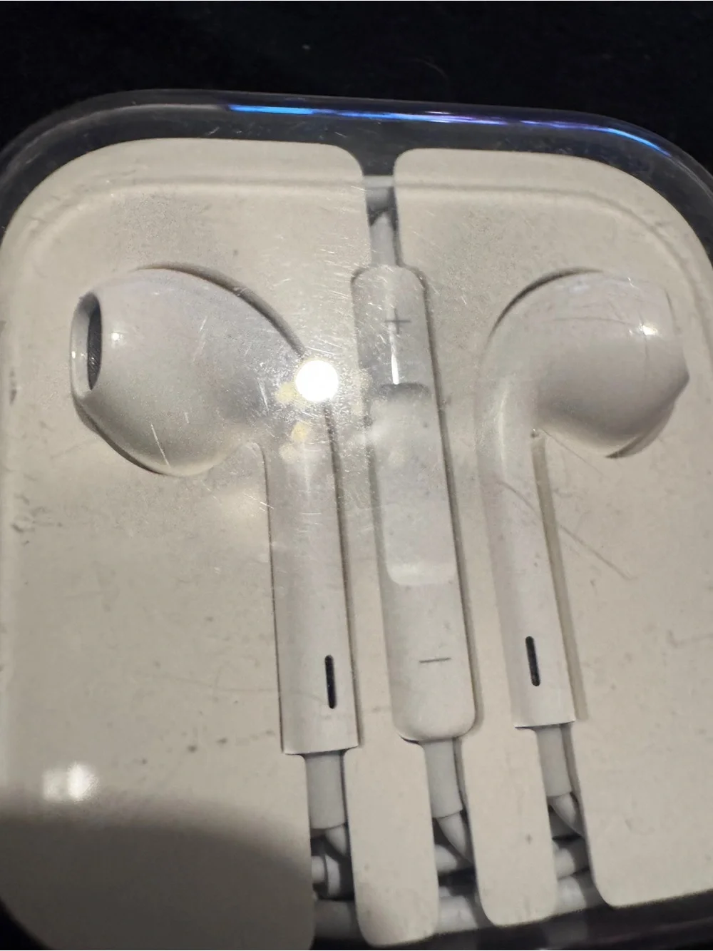 Apple White EarPods Remote and Microphone NEVER Used Opened First Time for Pics
